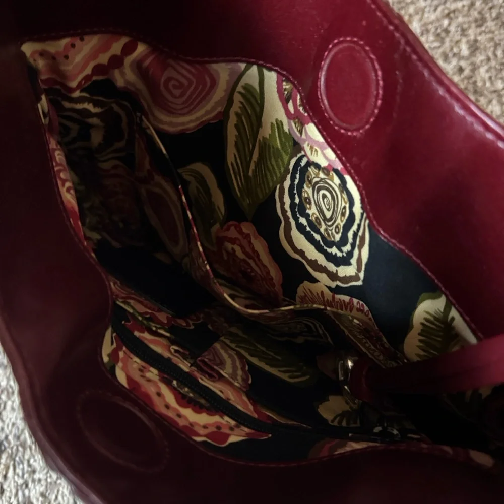 Brighton red croc embossed handbag - Picture 11 of 15